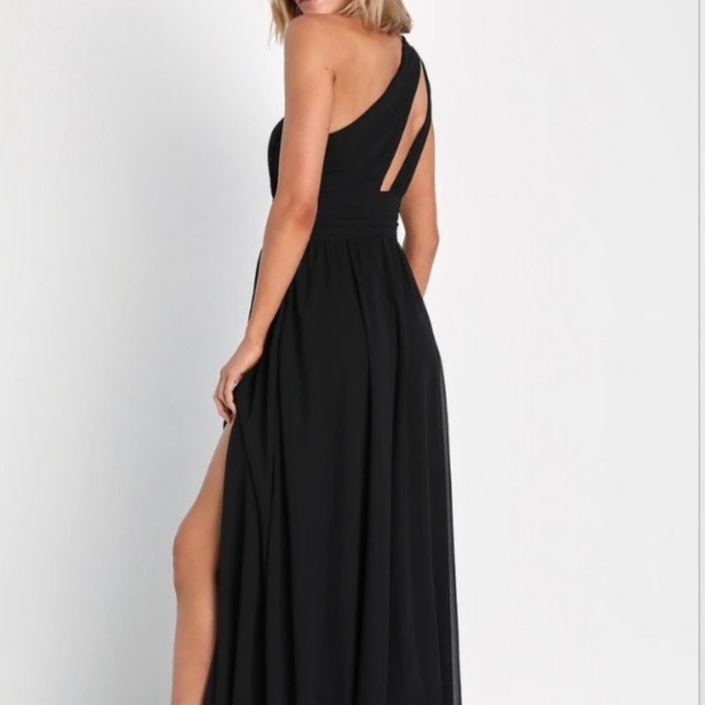 Lulus Graciously Gorgeous black one shoulder cut out long gown Small NWOT sheer - Picture 4 of 7